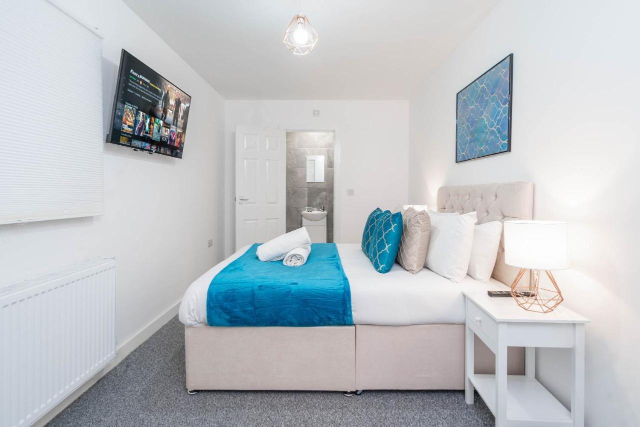 Two Bedroom Apartment - En Suites - Smart Tv'S - Wifi - Netflix - Bearwood Birmingham Buitenkant foto