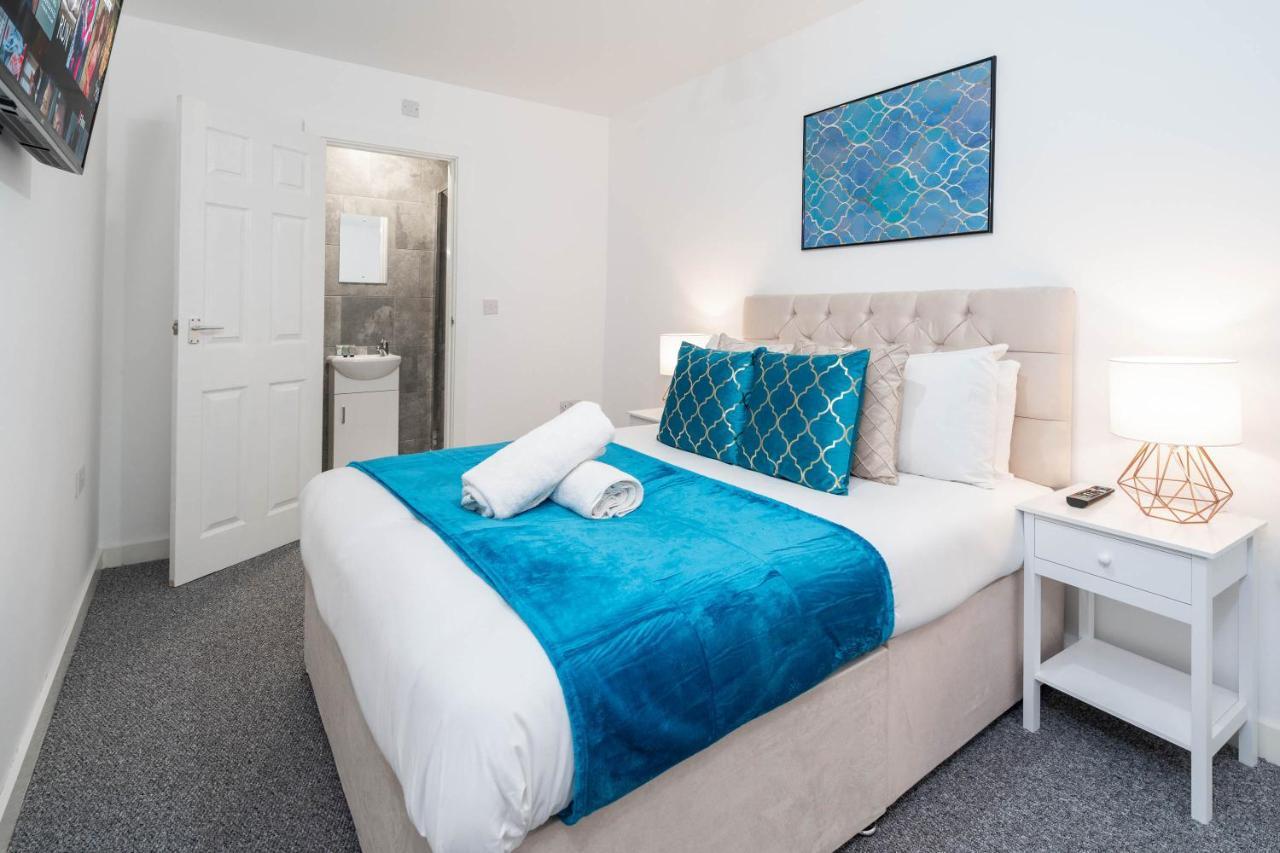 Two Bedroom Apartment - En Suites - Smart Tv'S - Wifi - Netflix - Bearwood Birmingham Buitenkant foto